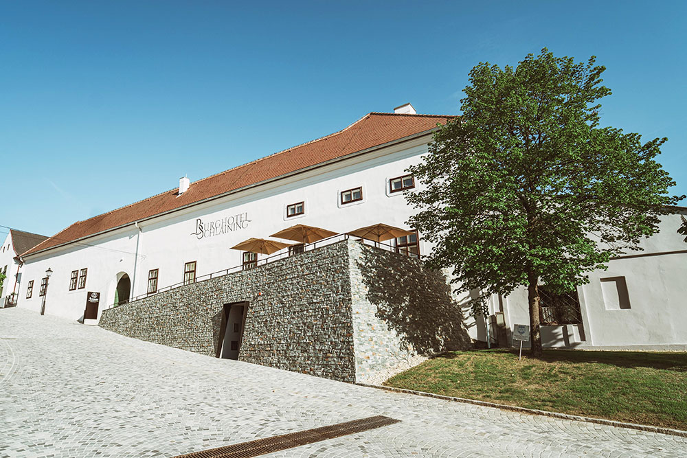 &copy; Burghotel Schlaining