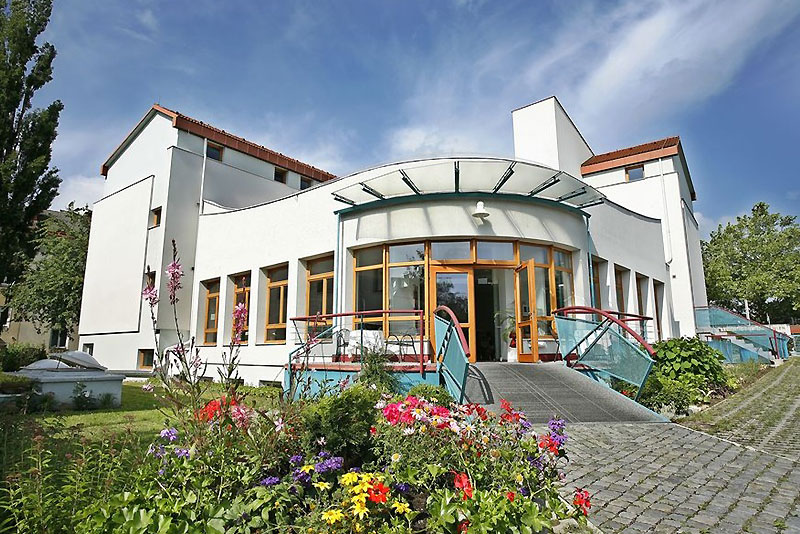 Am Spiegeln dialog.hotel.wien