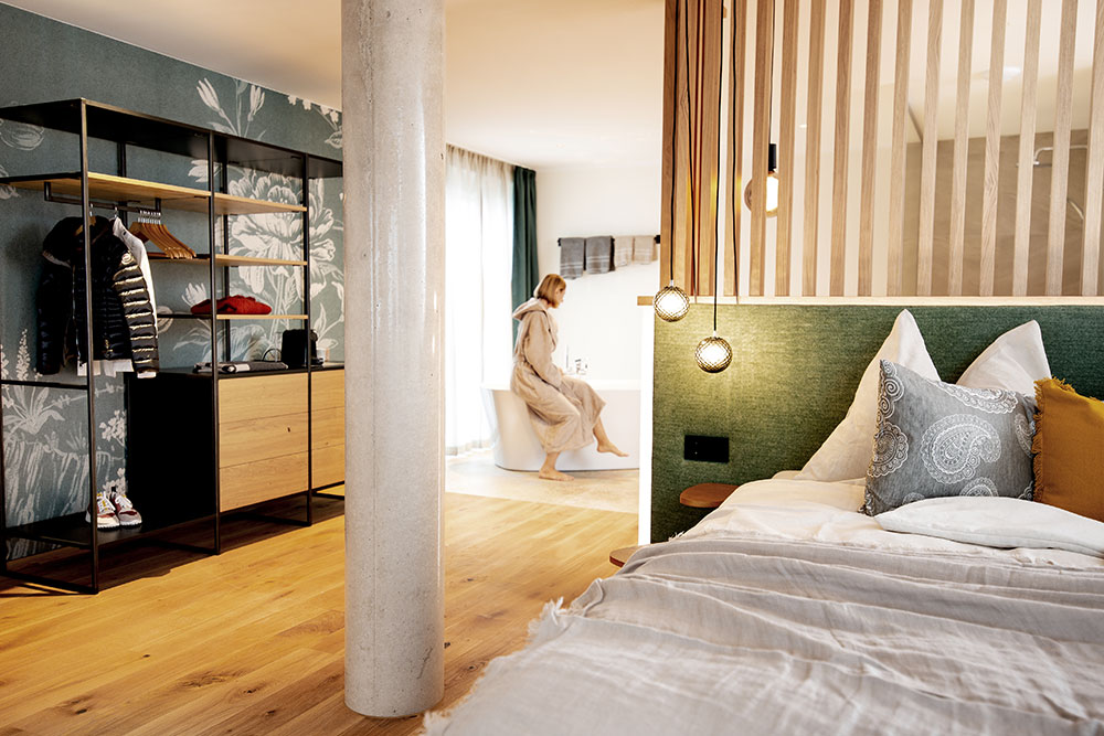 &copy; K&ouml;nigswieser Hof